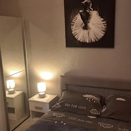 Stone House Josipa בית נופש *