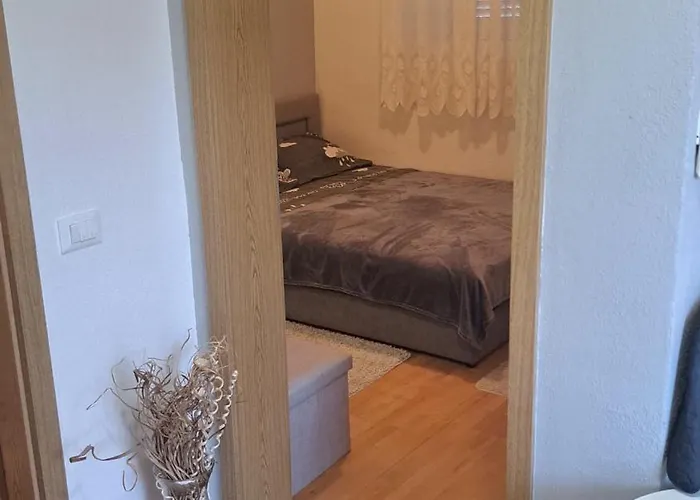 Stone House Josipa Casa de Férias Ražanj