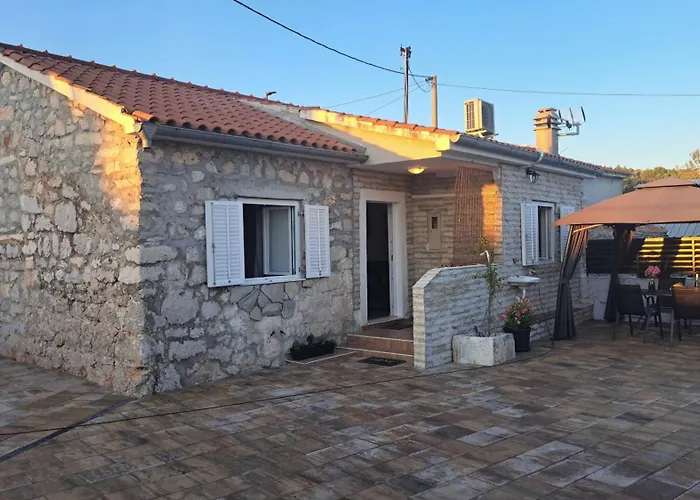 Stone House Josipa Casa de Férias Ražanj